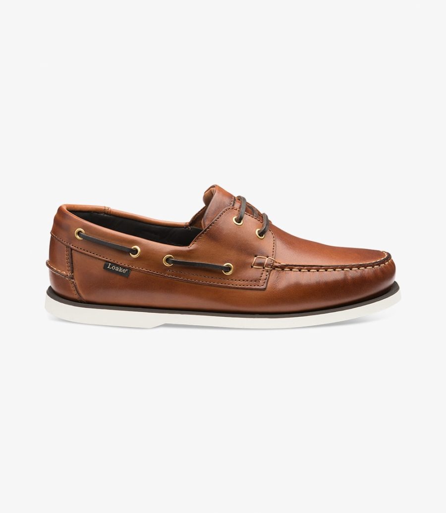 Loake 528 Men\'s Boat Shoes Cedar | IE7043979